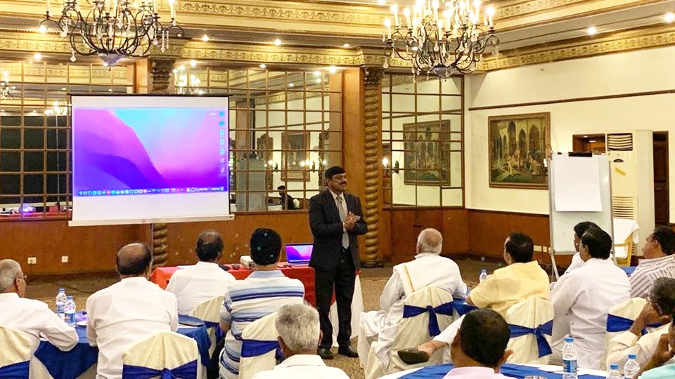 India’s best motivational trainer.